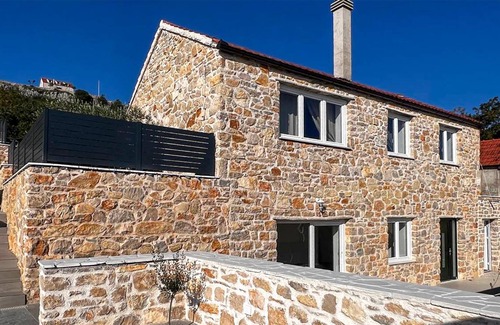 Bribir House | 300 m² House ∙ 4 bedrooms ∙ 10 guests