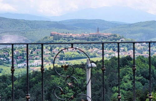 Buzet House | 300 m² House ∙ 7 bedrooms ∙ 14 guests