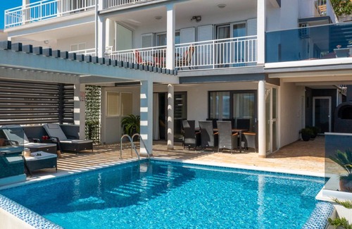 Stanici Villa | 300 m² Villa ∙ 4 bedrooms ∙ 8 guests