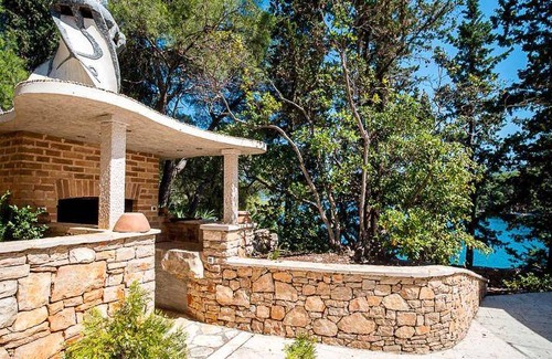Vrboska Villa | 300 m² Villa ∙ 4 bedrooms ∙ 10 guests