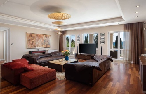 Trsteno Villa | 300 m² Villa ∙ 6 bedrooms ∙ 12 guests