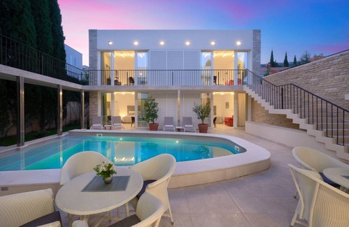 Bol Villa | 300 m² Villa ∙ 6 bedrooms ∙ 16 guests