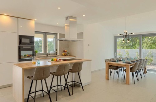 Sveta Nedelja House | 305 m² House ∙ 4 bedrooms ∙ 9 guests