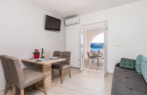 Stara Novalja Apartment | 33 m² Apartment ∙ 1 bedroom ∙ 3 guests
