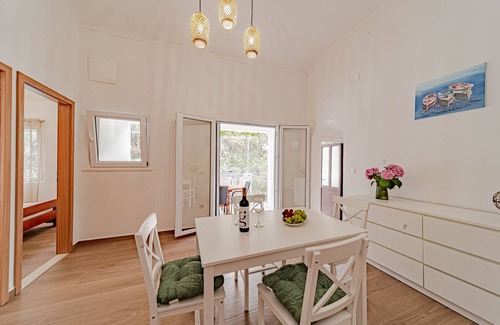 Zrnovo Apartment | 37 m² Apartment ∙ 2 bedrooms ∙ 4 guests