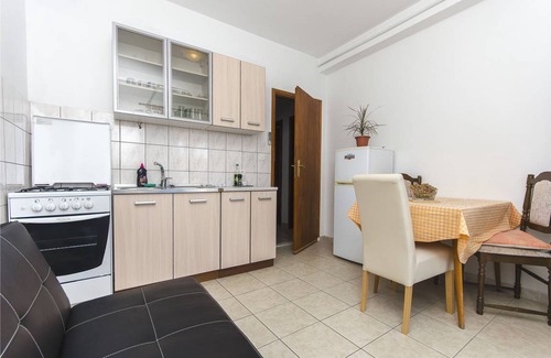 Tribunj Apartment | 38 m² Apartment ∙ 2 bedrooms ∙ 4 guests