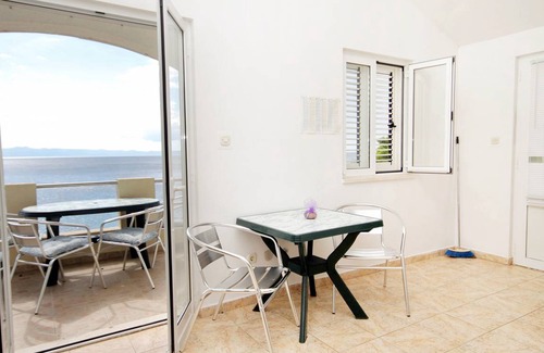 Gdinj Apartment | 38 m² Apartment ∙ 2 bedrooms ∙ 4 guests