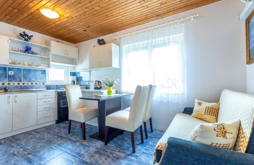 Sevid House | 4 bedroom awesome home in Sevid