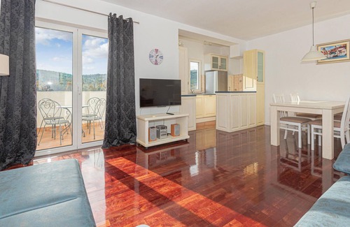 Sibenik House | 4 bedroom gorgeous home in Dubrava