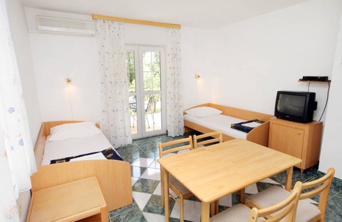 Jadranovo Apartment | 40 m² Apartment ∙ 1 bedroom ∙ 4 guests