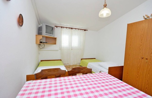 Jadrtovac Apartment | 40 m² Apartment ∙ 1 bedroom ∙ 4 guests