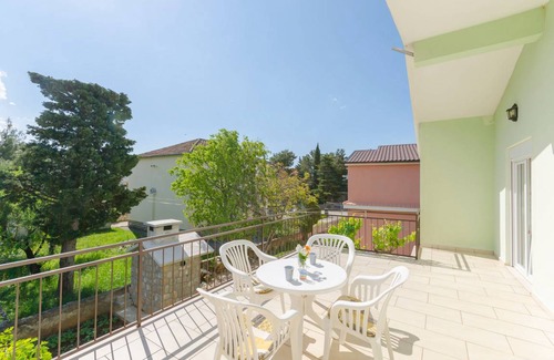 Starigrad Apartment | 40 m² Apartment ∙ 1 bedroom ∙ 4 guests