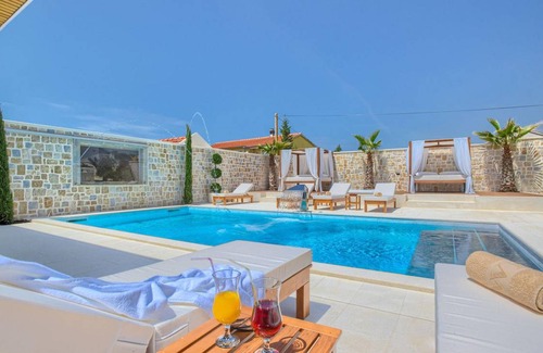 Kakma House | 400 m² House ∙ 5 bedrooms ∙ 10 guests