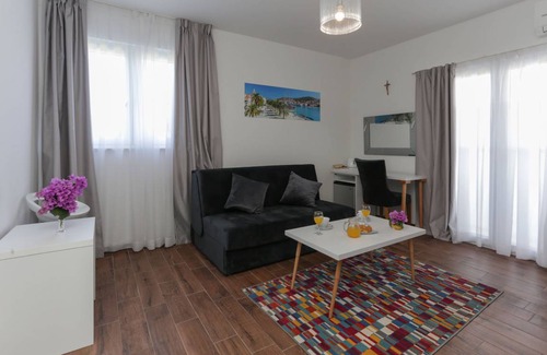 Arbanija Apartment | 44 m² Apartment ∙ 1 bedroom ∙ 4 guests