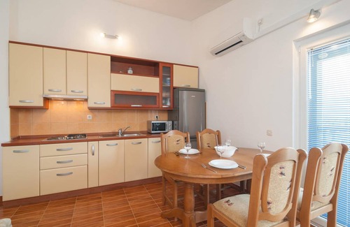 Splitska Apartment | 44 m² Apartment ∙ 1 bedroom ∙ 4 guests