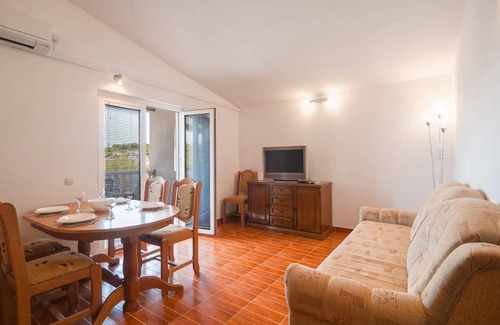 Splitska Apartment | 44 m² Apartment ∙ 1 bedroom ∙ 4 guests