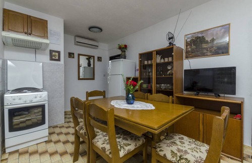 Cove Makarac (Milna) Apartment | 44 m² Apartment ∙ 2 bedrooms ∙ 5 guests