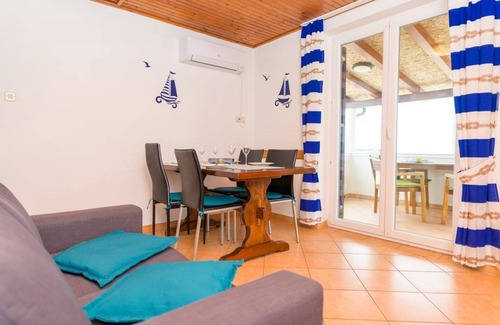 Nerezine Apartment | 44 m² Apartment ∙ 2 bedrooms ∙ 4 guests