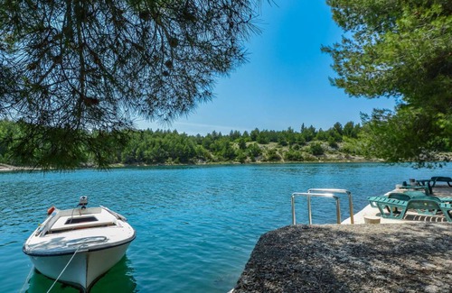 Obrovac Apartment | 45 m² Apartment ∙ 1 bedroom ∙ 4 guests