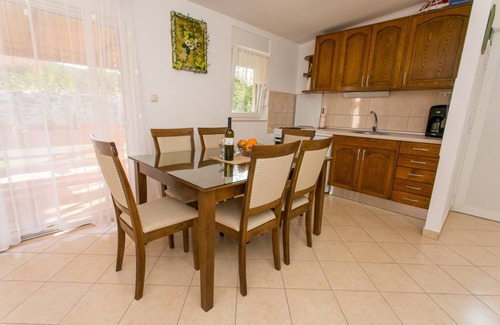 Lecevica House | 49 m² House ∙ 2 bedrooms ∙ 5 guests
