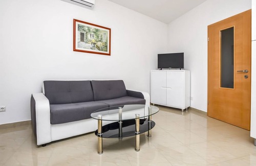 Razanj Apartment | 50 m² Apartment ∙ 1 bedroom ∙ 4 guests