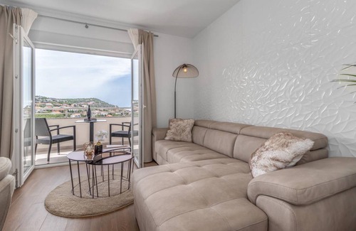 Klenovica Apartment | 50 m² Apartment ∙ 1 bedroom ∙ 3 guests