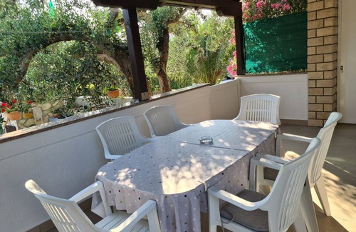 Pag Apartment | 50 m² Apartment ∙ 2 bedrooms ∙ 4 guests