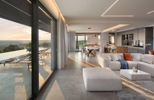 Brovinje Villa | 514 m² Villa ∙ 1 bedroom ∙ 8 guests