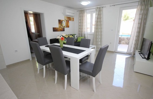 Baska Apartment | 55 m² Apartment ∙ 2 bedrooms ∙ 4 guests