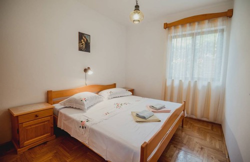 Ivan Dolac Apartment | 55 m² Apartment ∙ 2 bedrooms ∙ 4 guests
