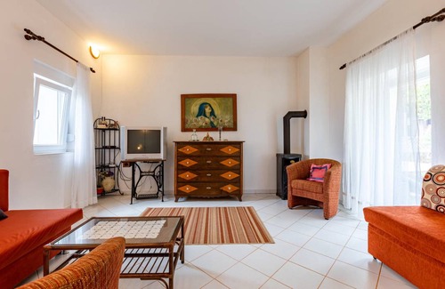 Risika House | 57 m² House ∙ 2 bedrooms ∙ 5 guests