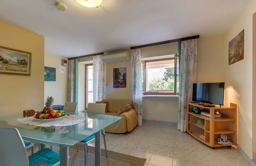 Nerezine Apartment | 58 m² Apartment ∙ 2 bedrooms ∙ 4 guests