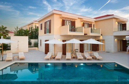 Hvar Villa | 594 m² Villa ∙ 5 bedrooms ∙ 10 guests