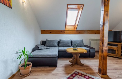 Lipovaca Dreznicka Apartment | 60 m² Apartment ∙ 2 bedrooms ∙ 4 guests