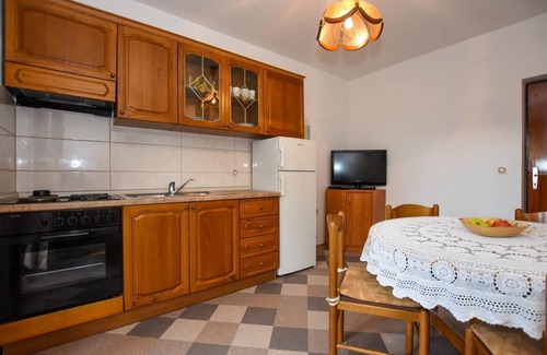 Pag Apartment | 60 m² Apartment ∙ 2 bedrooms ∙ 4 guests