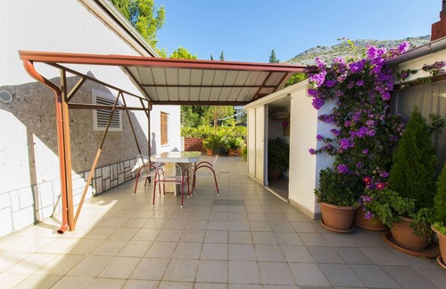 Starigrad Apartment | 60 m² Apartment ∙ 2 bedrooms ∙ 4 guests