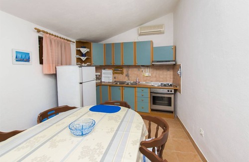 Starigrad Apartment | 60 m² Apartment ∙ 2 bedrooms ∙ 4 guests