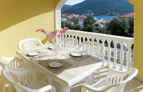 Grebastica Apartment | 60 m² Apartment ∙ 2 bedrooms ∙ 5 guests