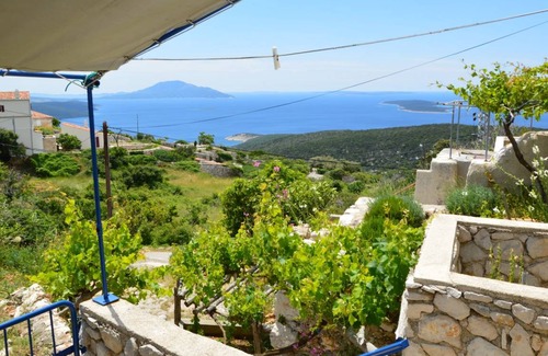 Cres House | 60 m² House ∙ 2 bedrooms ∙ 5 guests