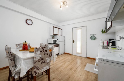 Makovci Apartment | 61 m² Apartment ∙ 1 bedroom ∙ 3 guests