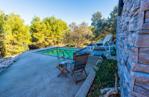 Dragove House | 61 m² House ∙ 1 bedroom ∙ 4 guests