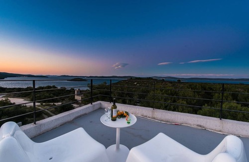 Dragove House | 61 m² House ∙ 1 bedroom ∙ 4 guests