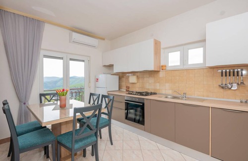 Lokvicici House | 62 m² House ∙ 2 bedrooms ∙ 4 guests