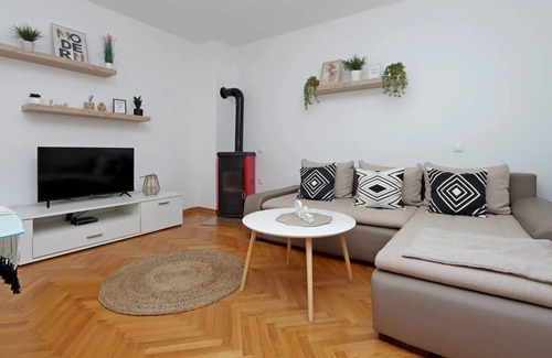 Pag Apartment | 63 m² Apartment ∙ 2 bedrooms ∙ 5 guests