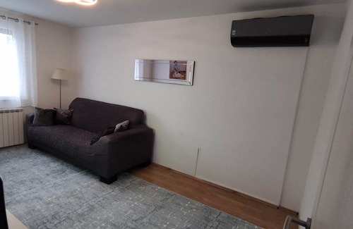 Kraljevec Sesvetski Apartment | 65 m² Apartment ∙ 2 bedrooms ∙ 4 guests
