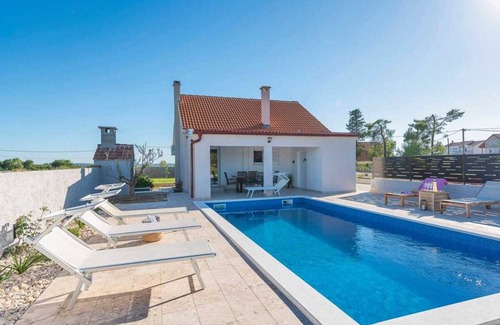 Murvica House | 65 m² House ∙ 2 bedrooms ∙ 6 guests