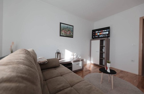 Vrbovec Apartment | 67 m² Apartment ∙ 1 bedroom ∙ 4 guests