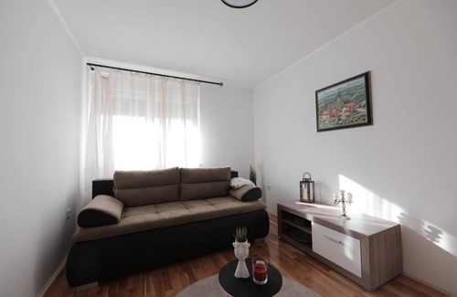 Vrbovec Apartment | 67 m² Apartment ∙ 1 bedroom ∙ 4 guests