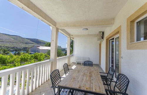 Grebastica Apartment | 68 m² Apartment ∙ 2 bedrooms ∙ 5 guests