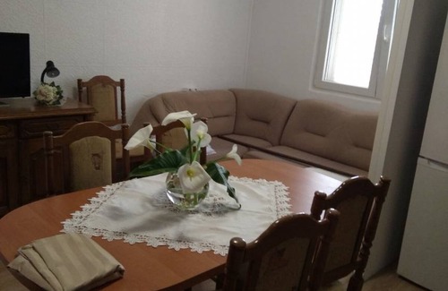 Kuciste Apartment | 70 m² Apartment ∙ 2 bedrooms ∙ 5 guests